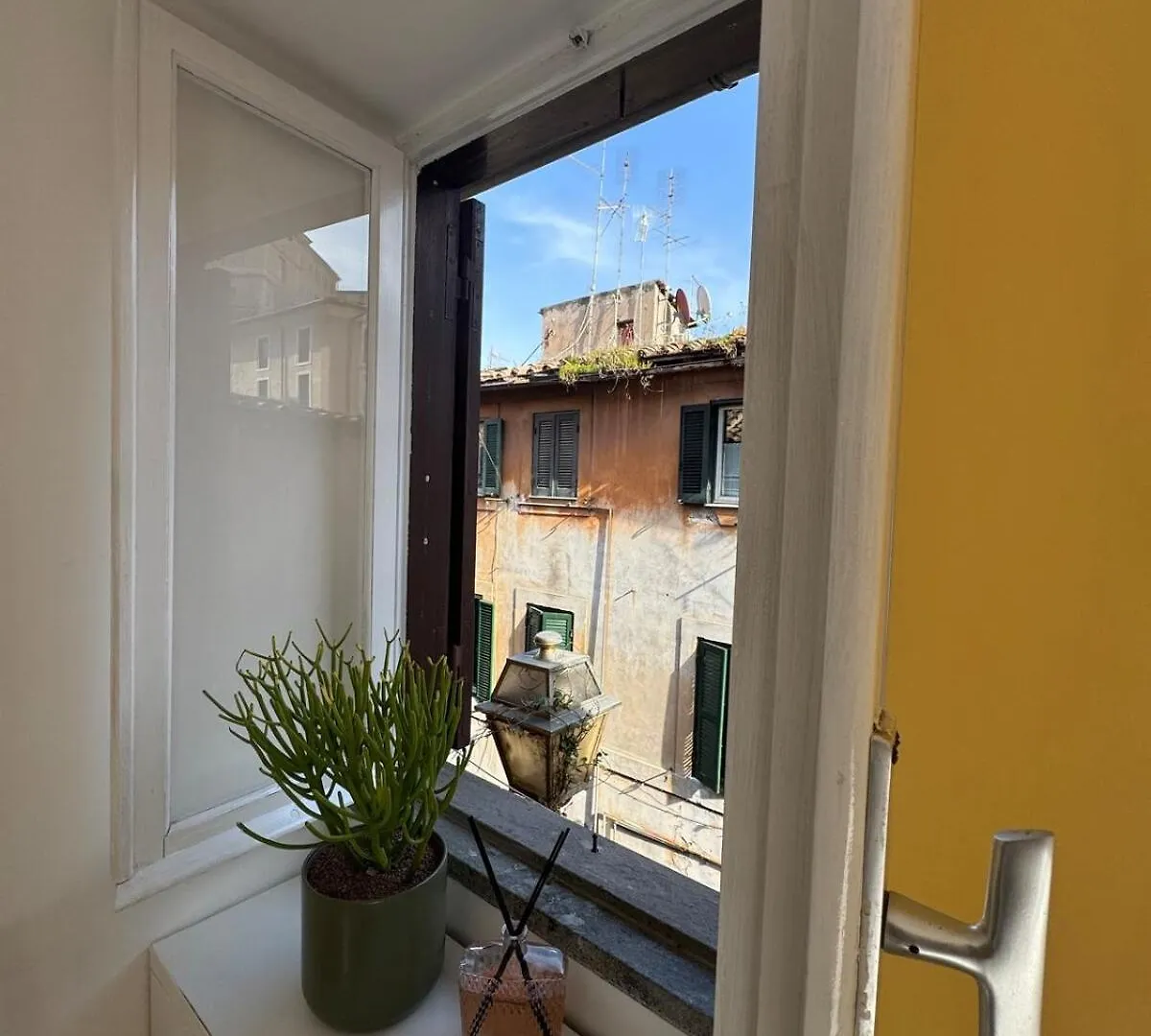 Panieri Apt - Homkeey Apartments Rome