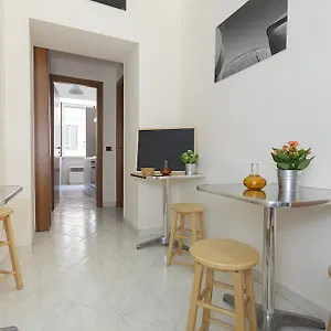 Alojamento de Acomodação e Pequeno-almoço Nicetomeetyou, Roma