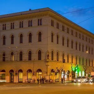 Milton Hotel